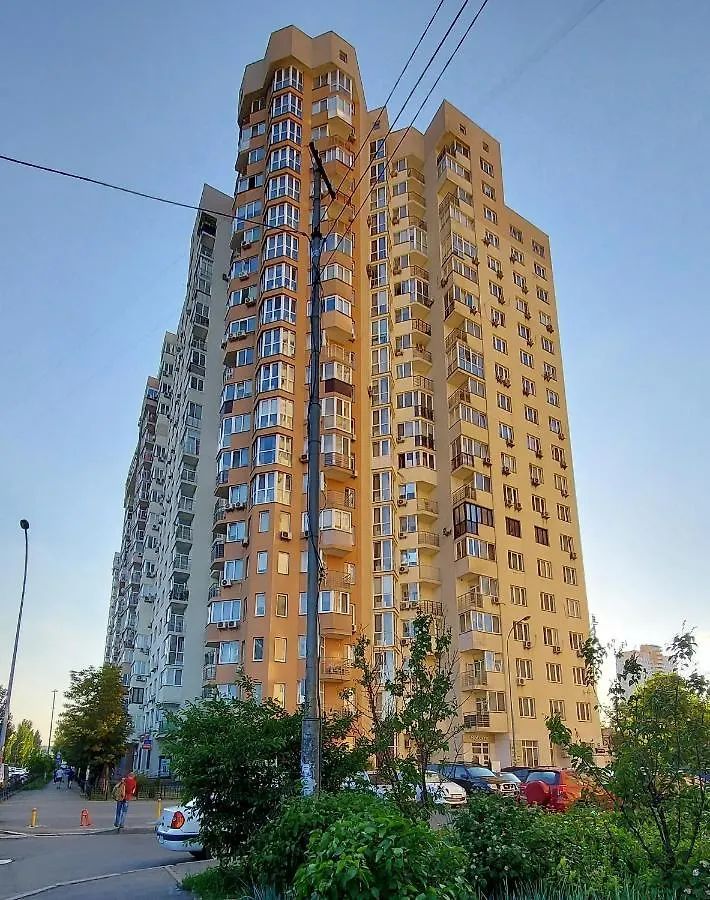 Просторі Апартаменти Kyiv Apartment